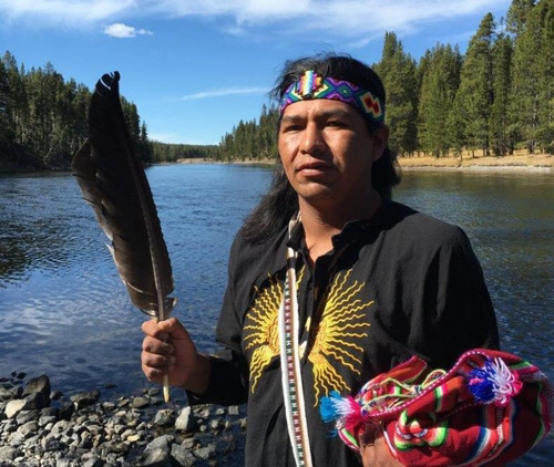 한국인 여성관광객을 살해한 혐의로 기소돼 1심에서 징역 15년을 선고받은 볼리비아 원주민 부족장. [로헤르 초케 멘도사 구명운동 관련 페이스북 캡처. 연합뉴스]